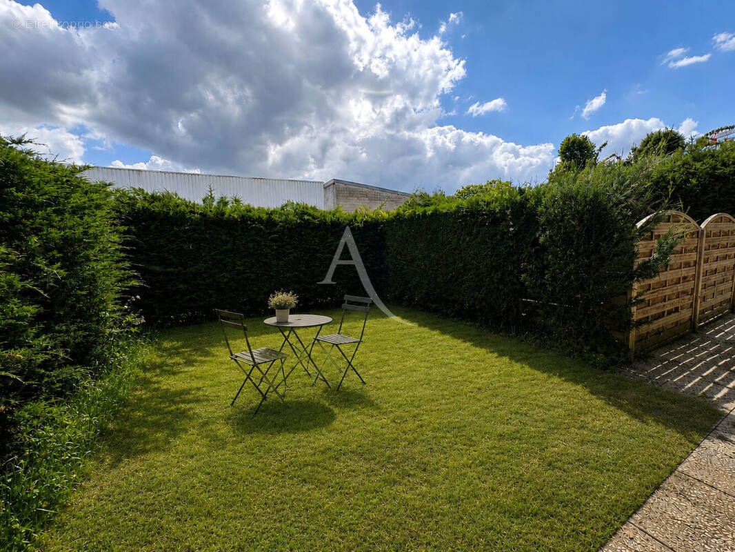 Appartement à OZOIR-LA-FERRIERE