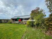 Terrain à SAINT-JEAN-SUR-VILAINE