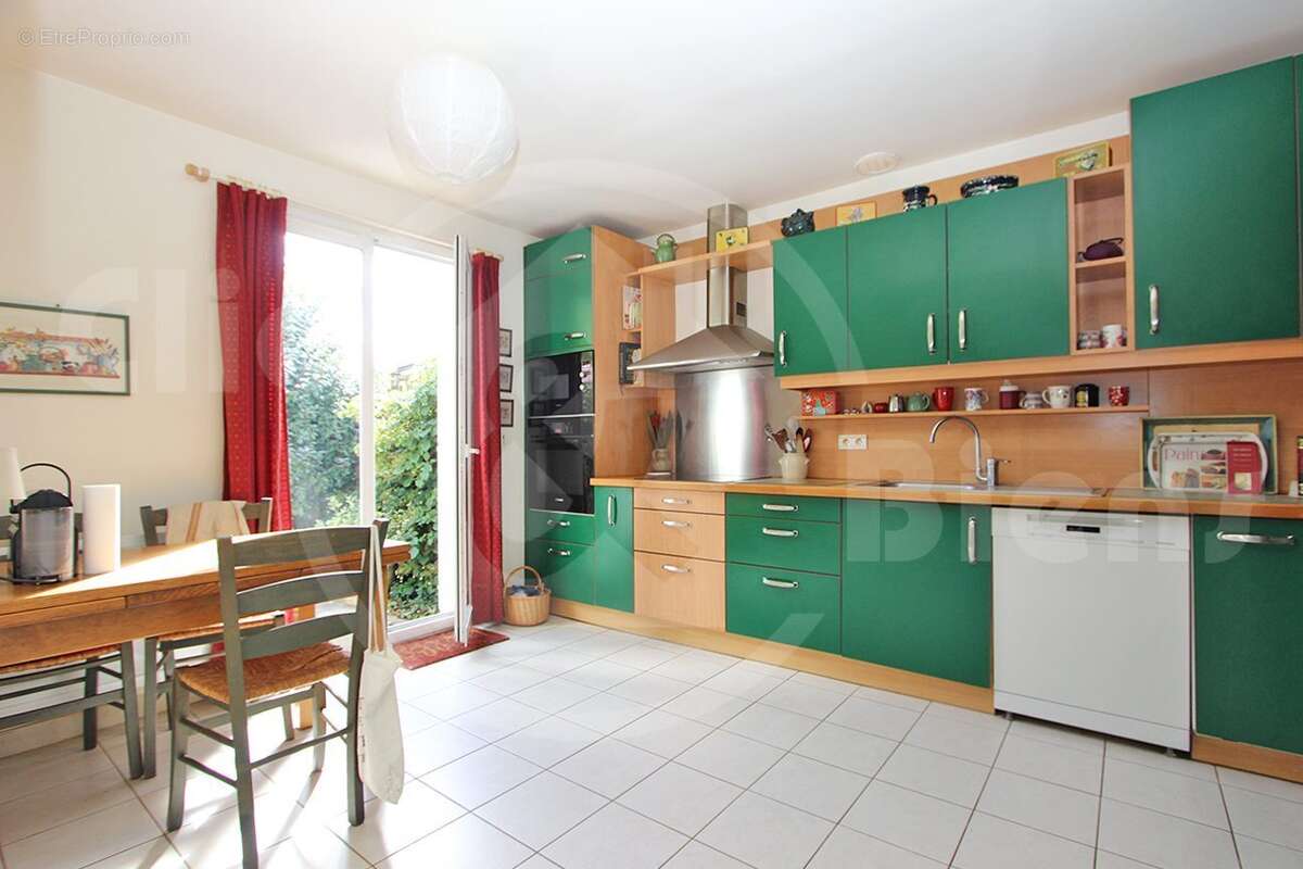 Maison à JOUY-EN-JOSAS
