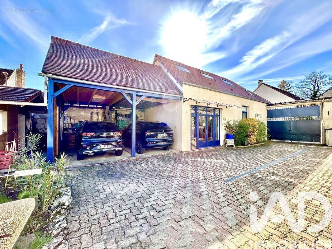 Photo 3 - Maison à SERGINES