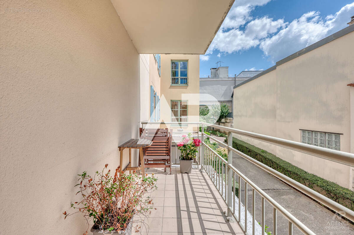 Appartement à RUEIL-MALMAISON