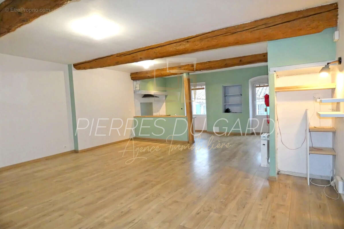 Maison à ROCHEFORT-DU-GARD