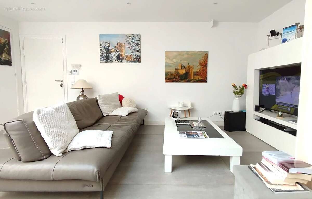 Nice Port – Bas Mont Boron  Loft d'exception de 120 m² avec 110 m² de terrasses – Dernier étage - photo 7