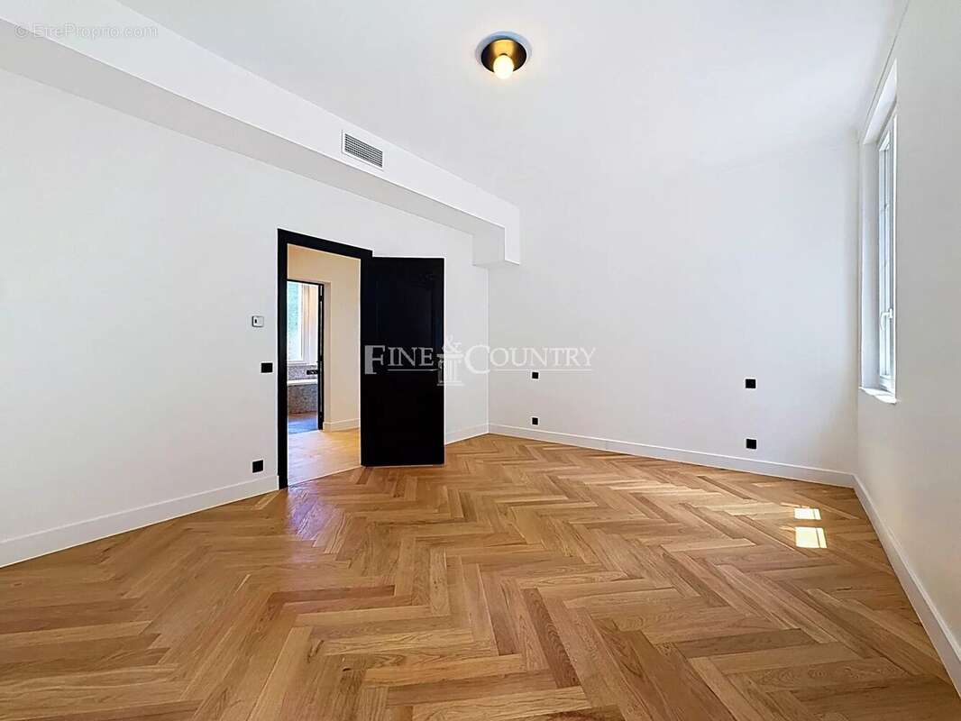 A vendre, grand appartement le Cannet - photo 7