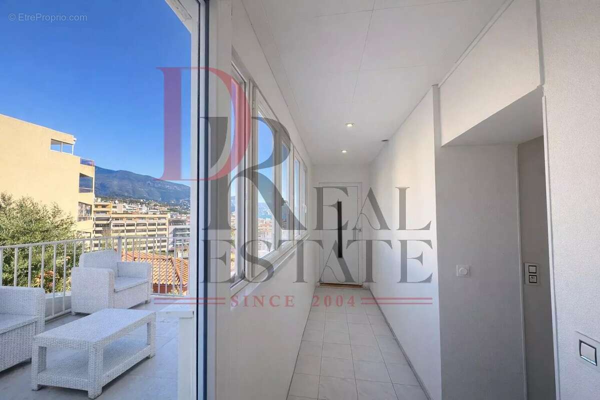 Appartement à ROQUEBRUNE-CAP-MARTIN
