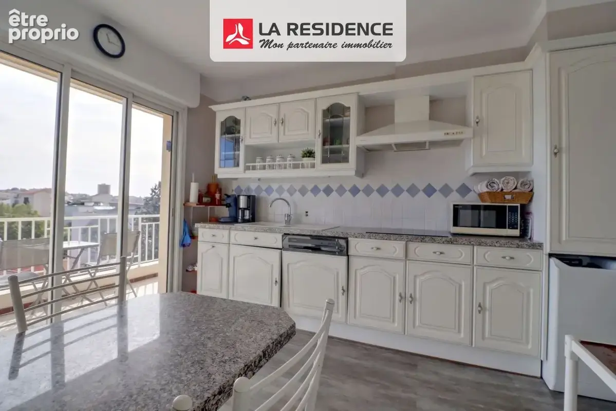 Appartement 3 pièces 70 m² à vendre à Frejus (83600) - photo 4