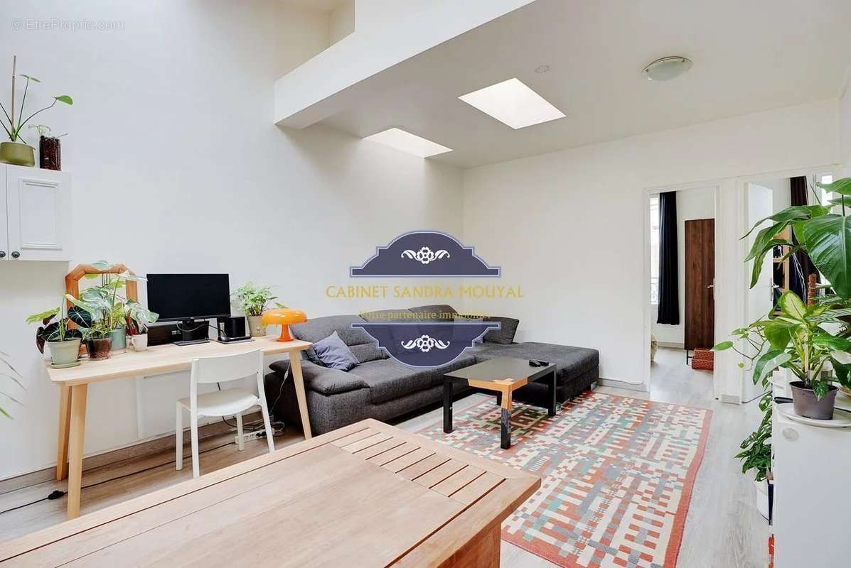 Appartement à PARIS-11E