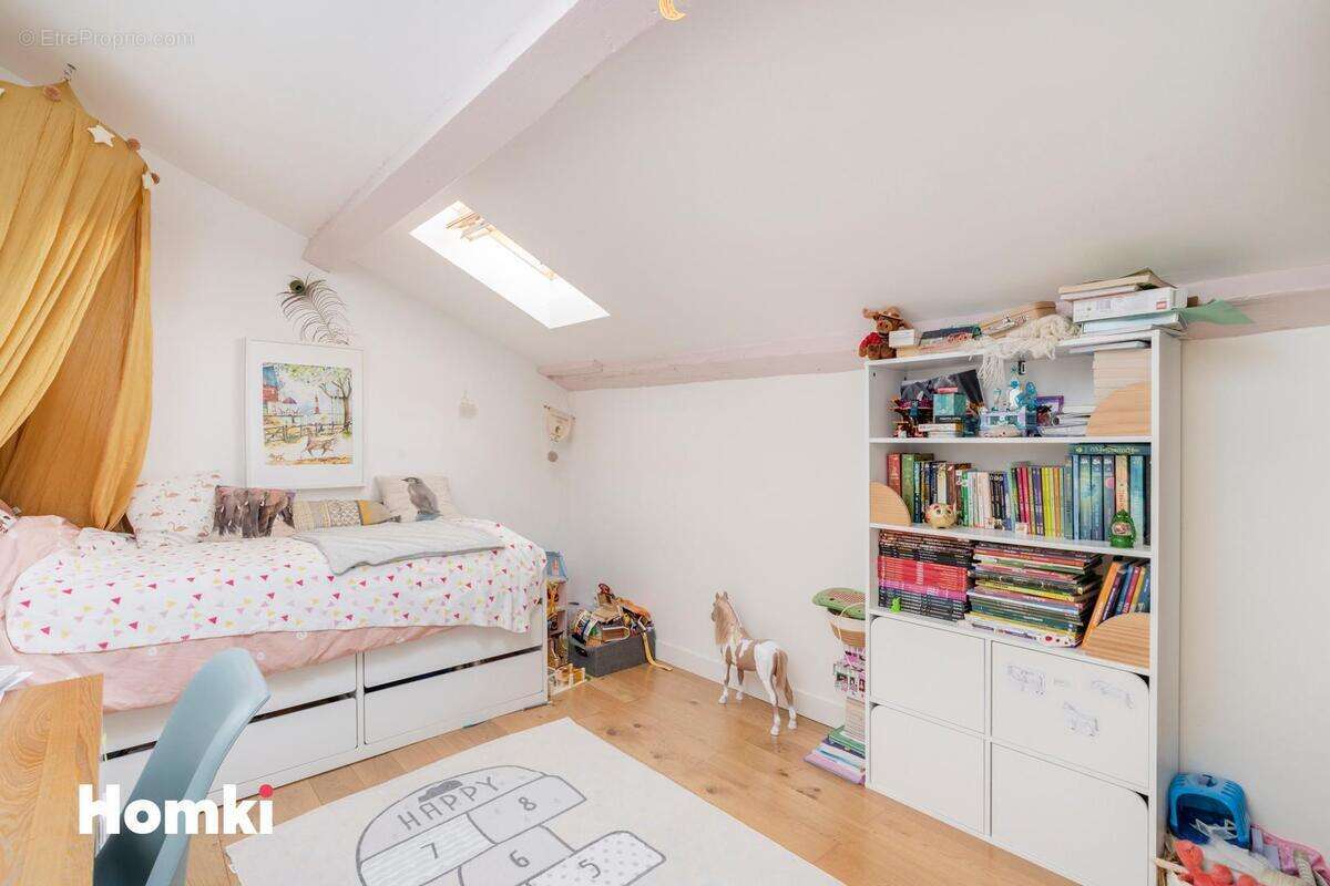 Appartement à MARSEILLE-6E