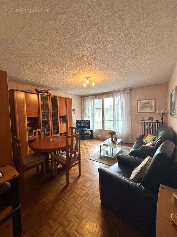 Appartement à MAISONS-LAFFITTE