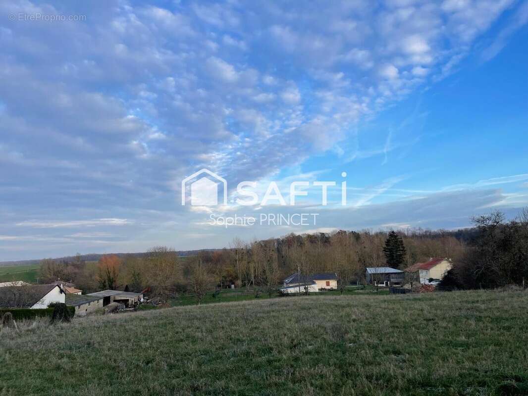 Photo 2 - Maison à LE VIEIL-DAMPIERRE