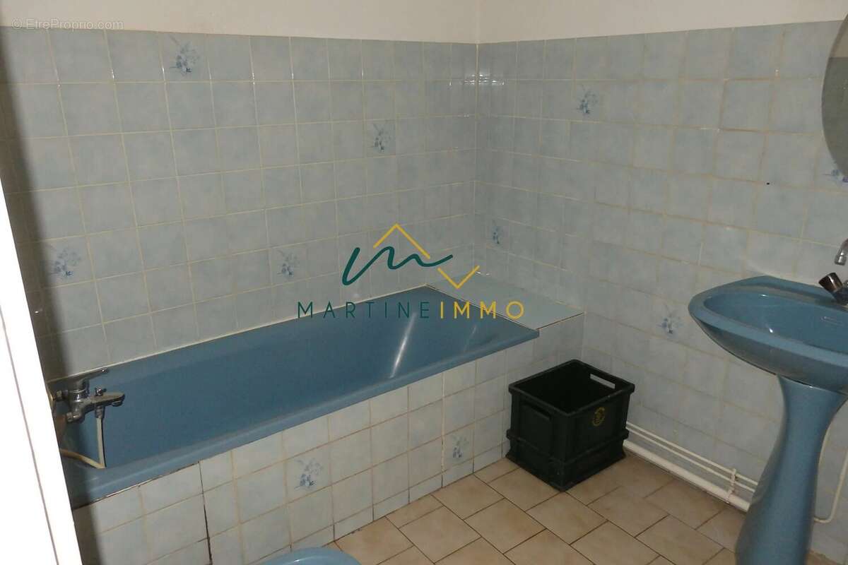 A vendre lots appartements + locaux a la reole - photo 6