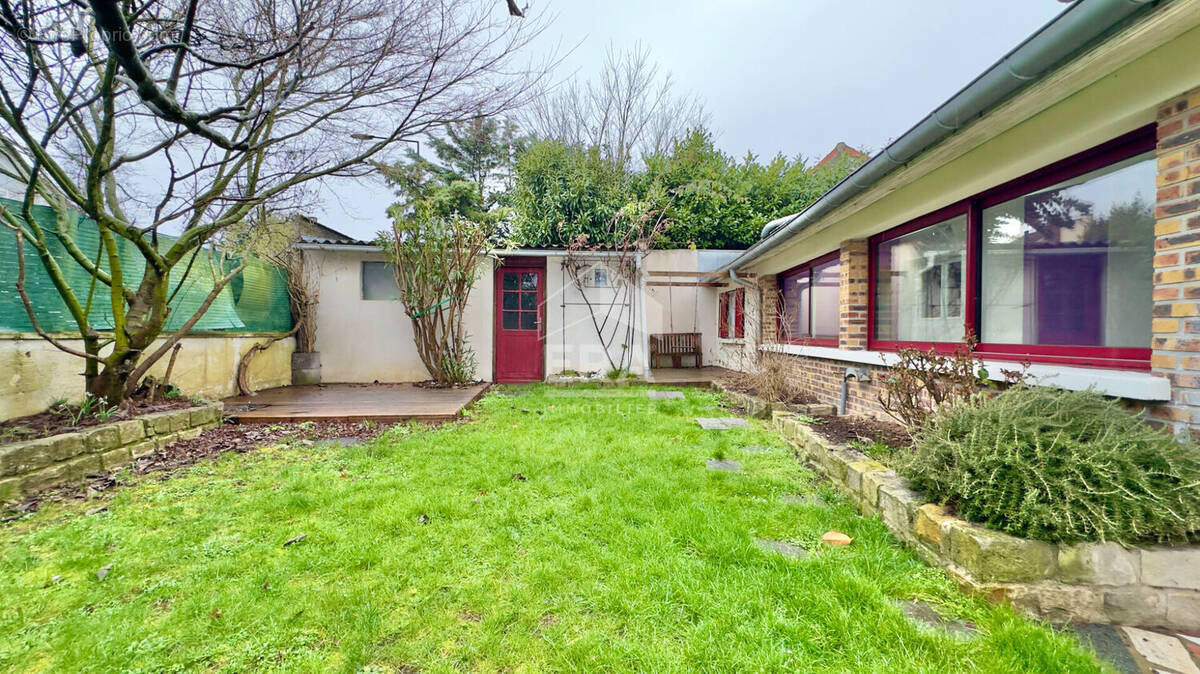 Maison à ATHIS-MONS