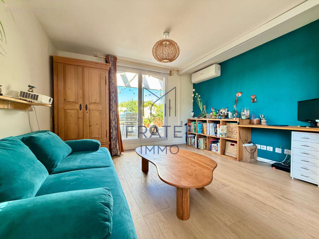 Rare   Duplex inversé au dernier étage avec 68 m2 de terrasse - photo 9