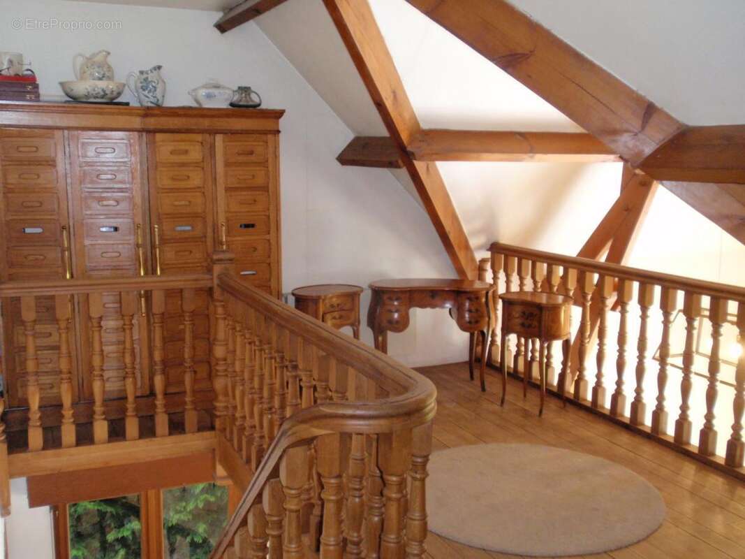 Maison 139 m² à Courcelles-Les-Lens  - photo 8