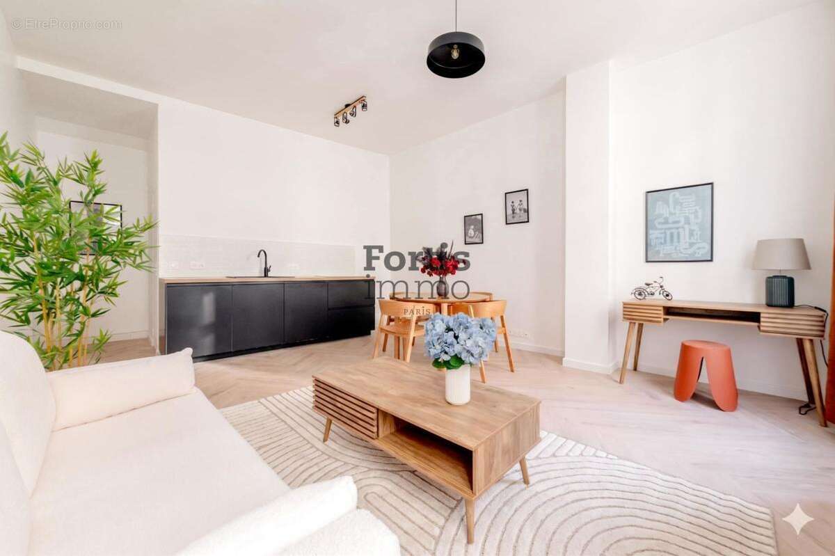 Appartement à PARIS-3E