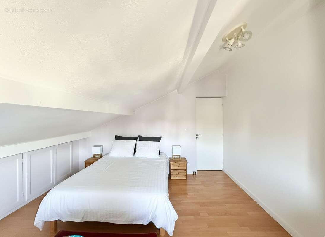 Appartement 106 m² à Metz-Tessy  - photo 6