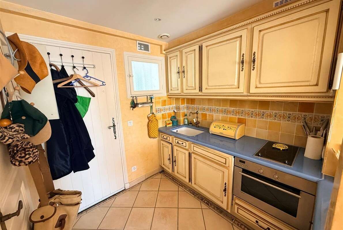 Appartement à GRIMAUD
