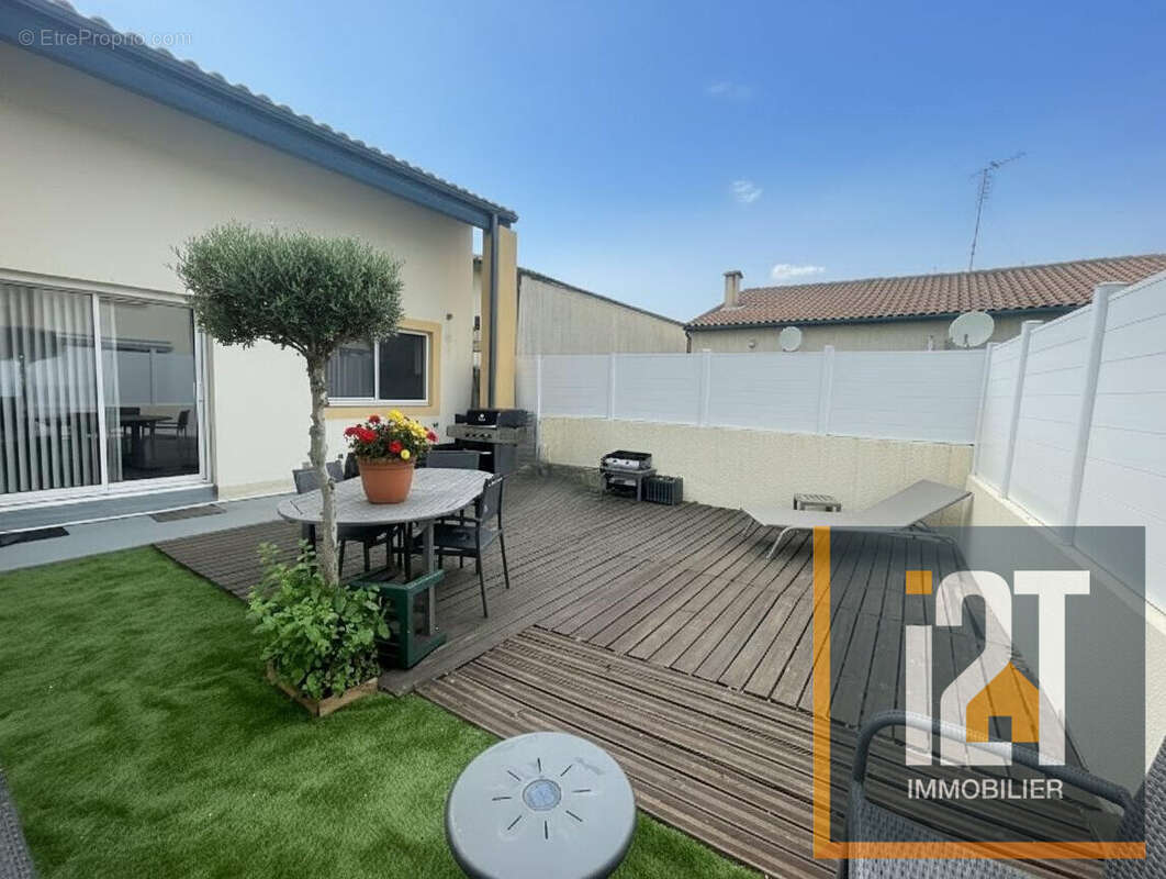 Maison à NIMES