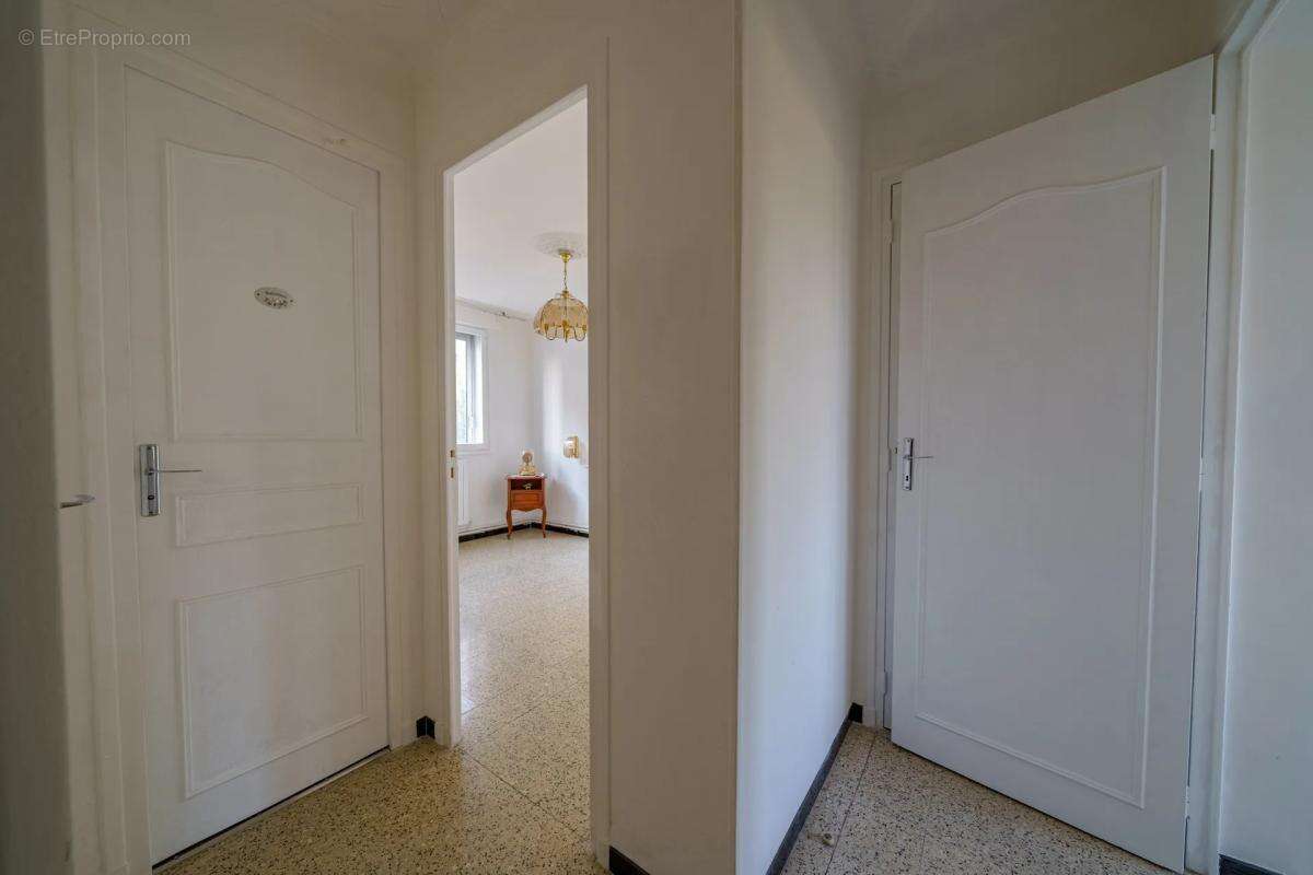 Appartement à MARSEILLE-15E