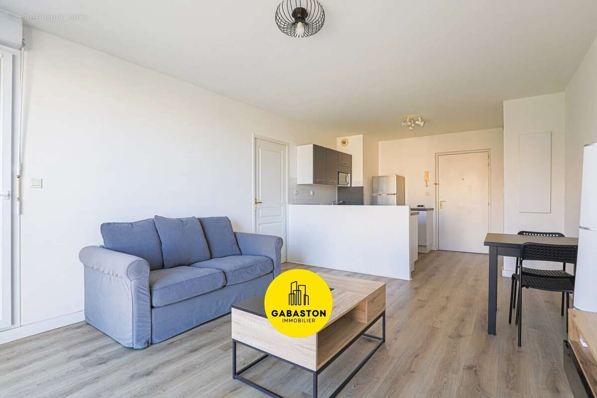 Appartement à MARSEILLE-9E