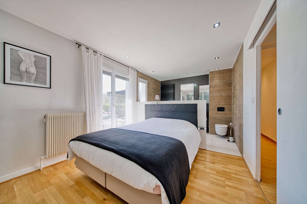 Maison à CALUIRE-ET-CUIRE