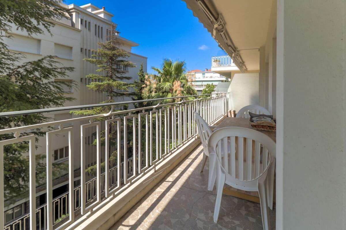 Cimiez – Grand 2 pièces avec terrasse exposée sud au calme ! - photo 13