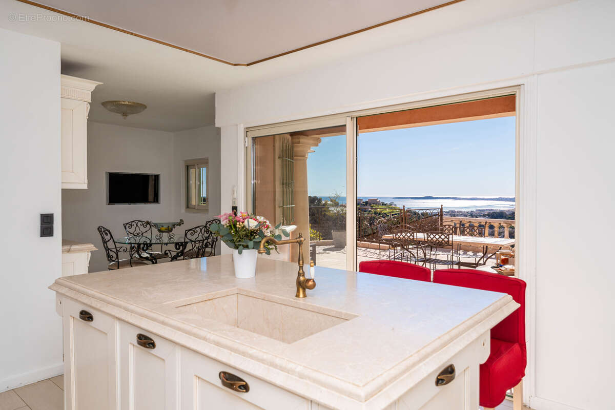 Maison à CAGNES-SUR-MER