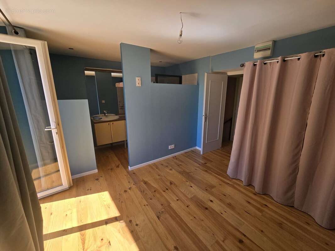 Maison 172 m² à Eymeux  - photo 7