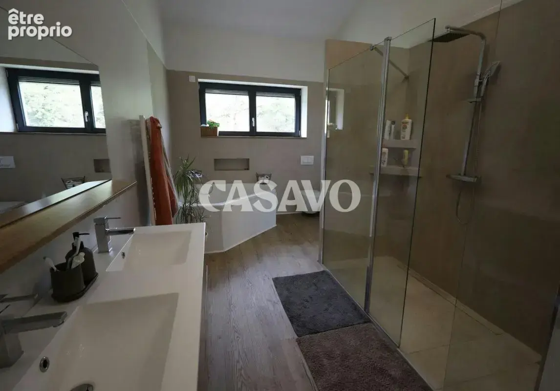 Vente Maison 5 pièces de 260m² - 38670 Chasse-sur-Rhône - photo 20