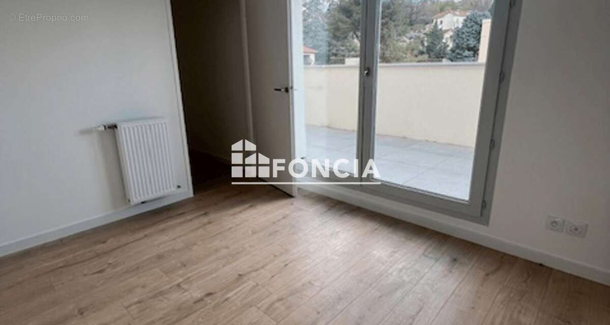 Appartement à RILLIEUX-LA-PAPE