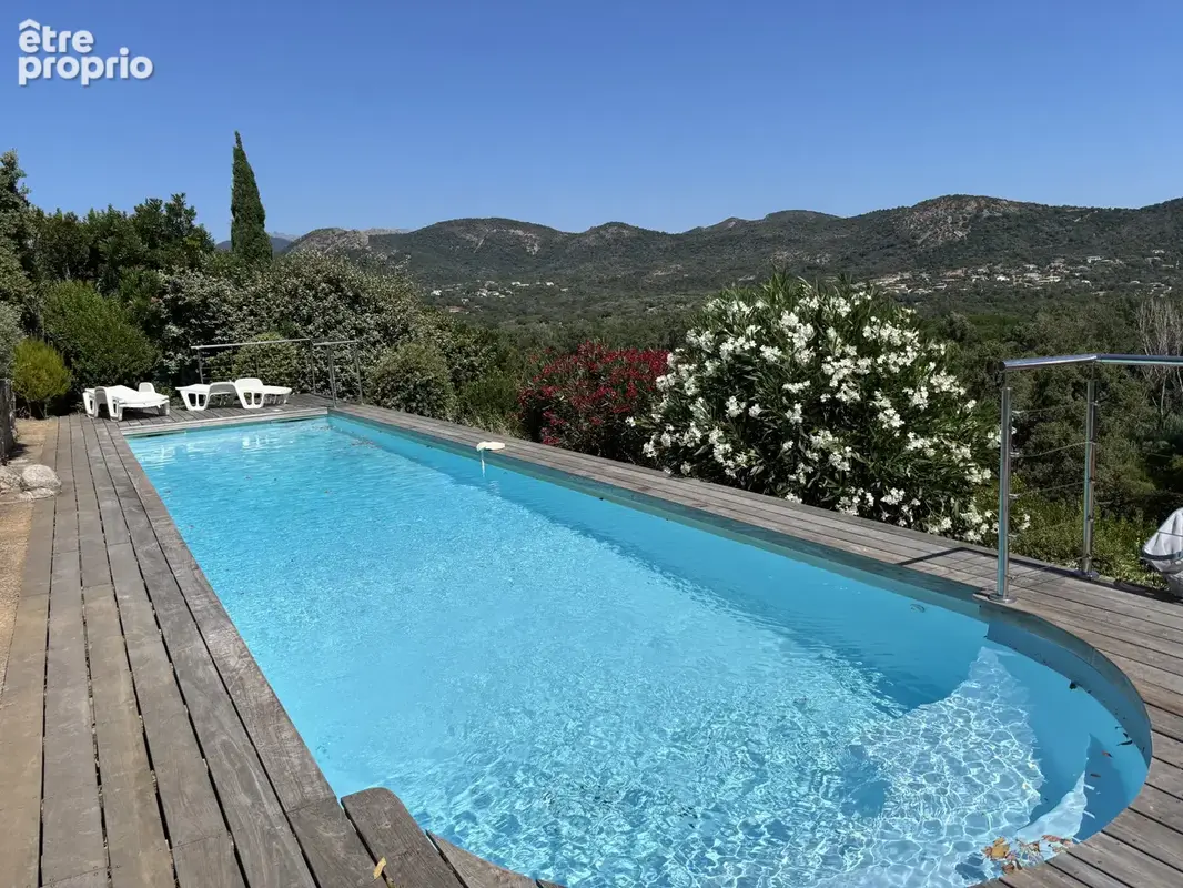 Propriété proche de la Testa  avec piscine et vue panoramique et imprenable sur la mer et les montagnes enviro - photo 26