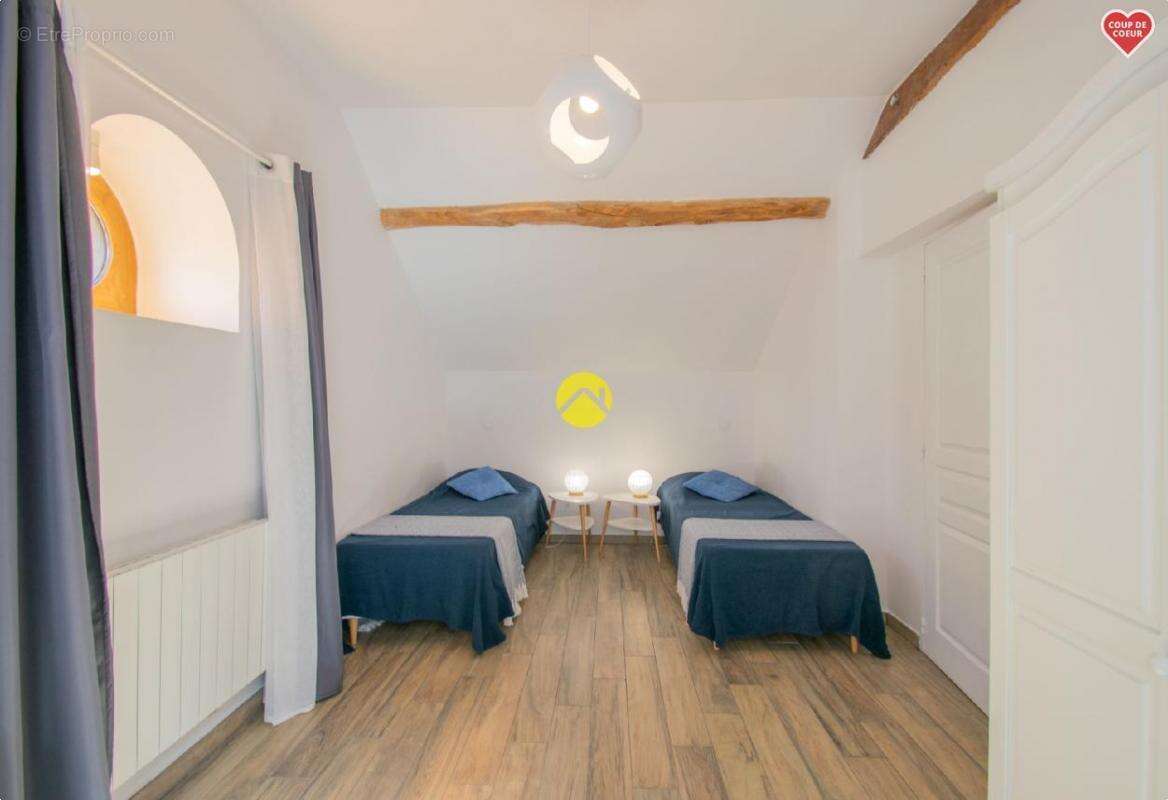 Maison à LE BUISSON-DE-CADOUIN