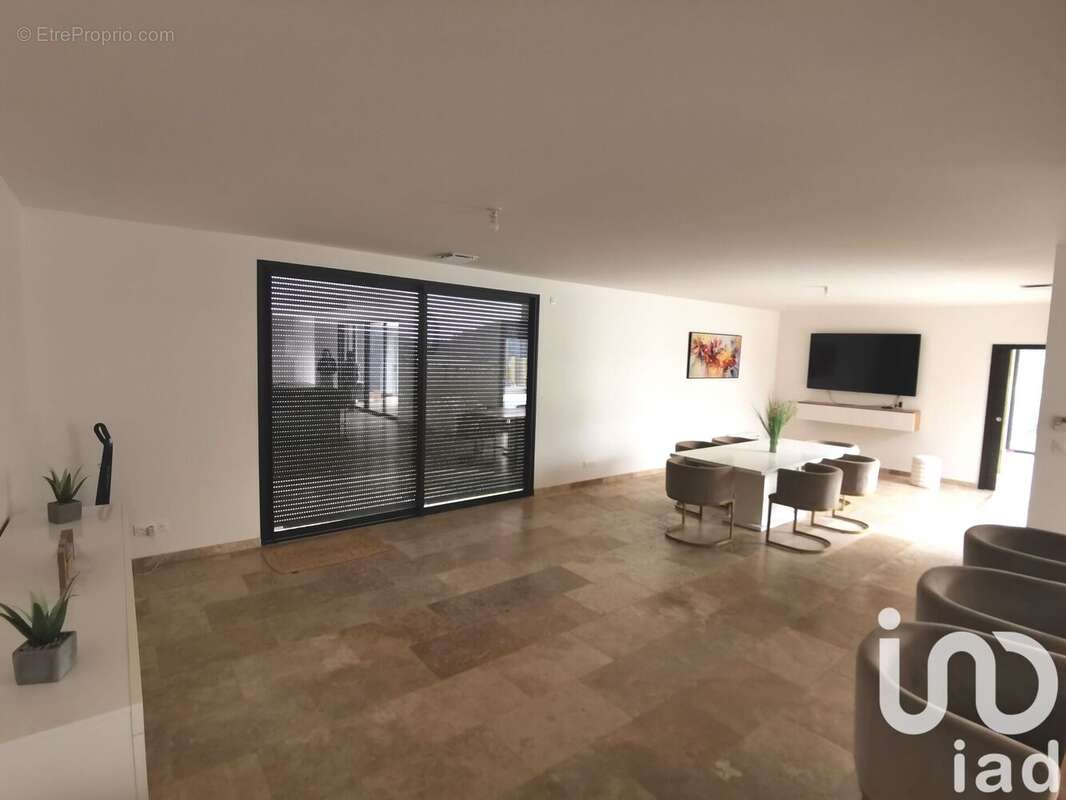 Photo 9 - Maison à VILLEVOCANCE