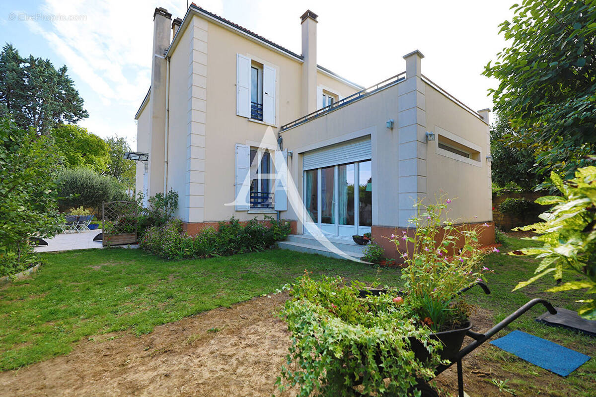 Maison à MONTESSON