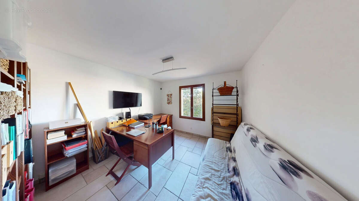 Maison à PUGET-SUR-ARGENS