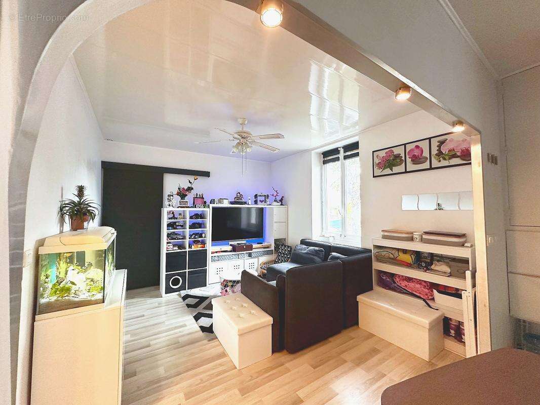 Maison 67 m² à Saint-Priest  - photo 5