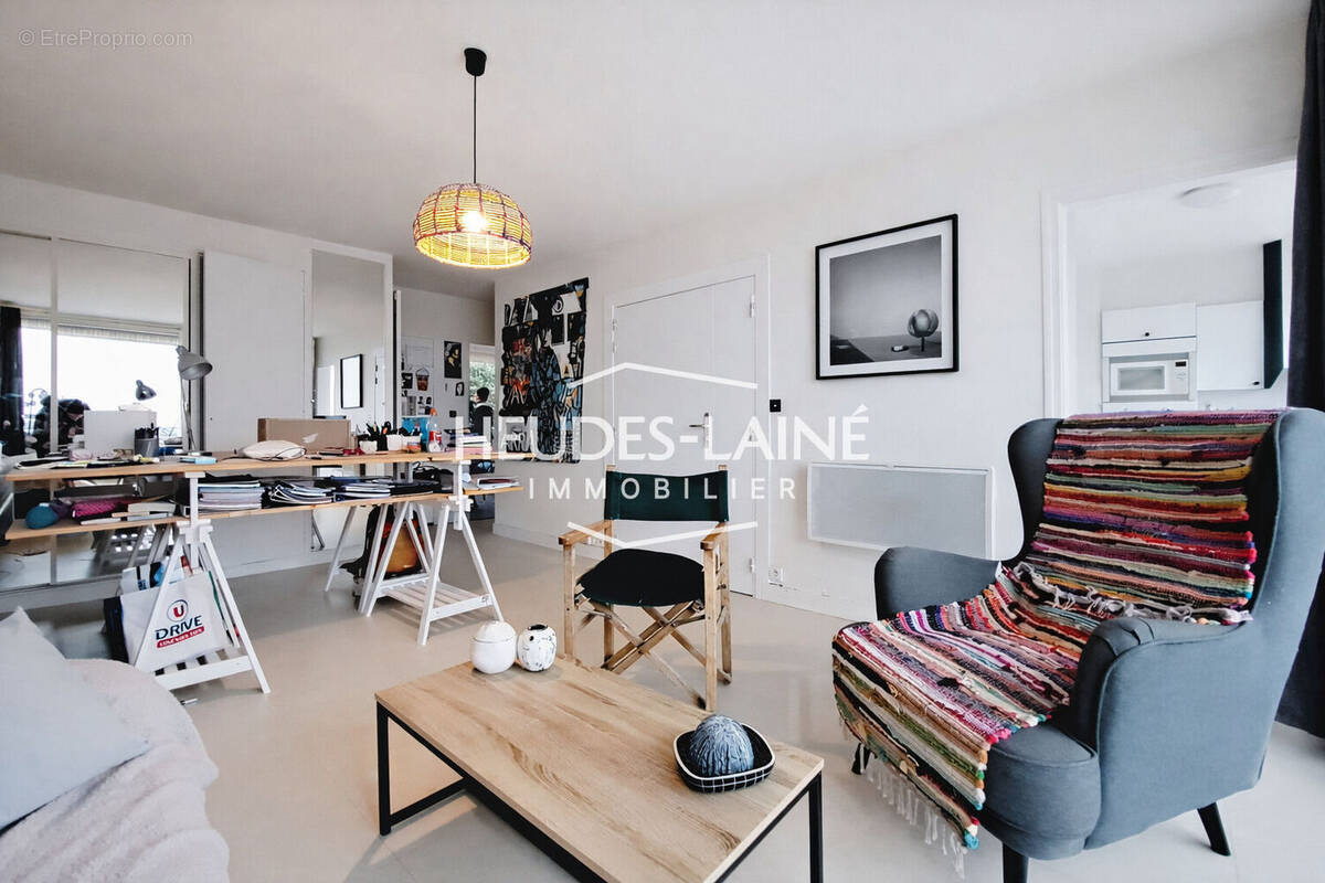 Appartement à JULLOUVILLE