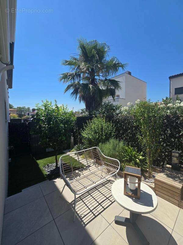 Maison à SAINT-CYPRIEN
