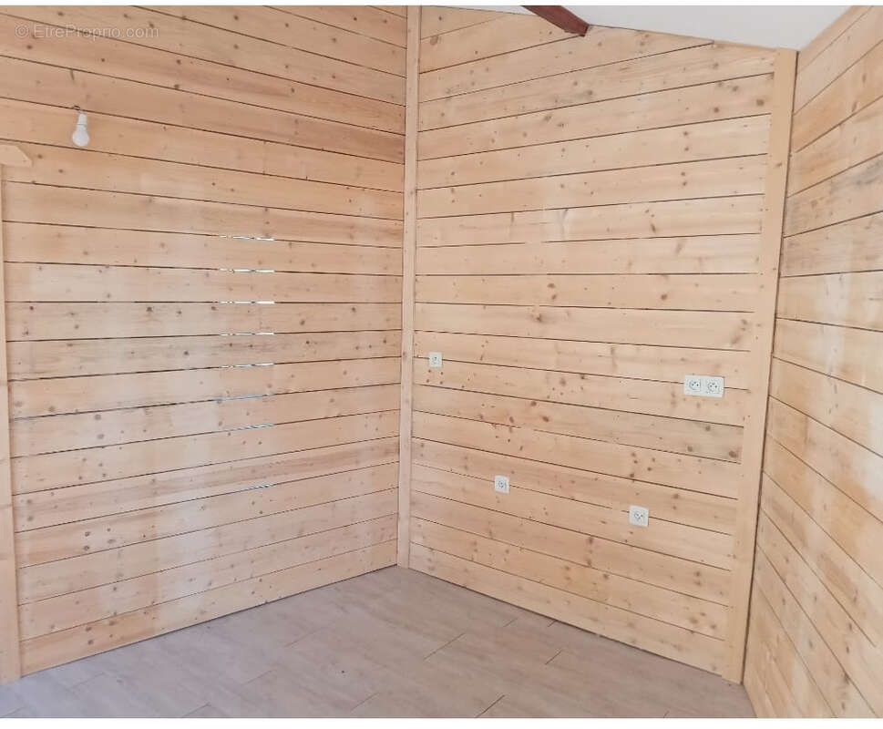 Commerce à MARSEILLAN