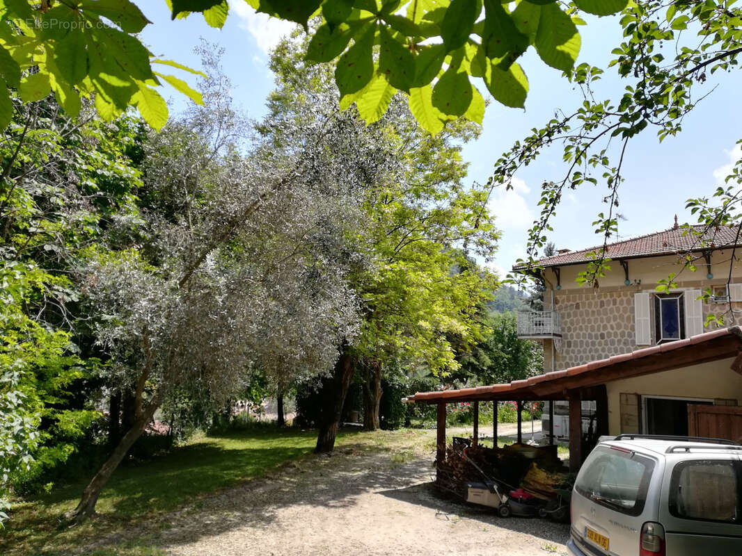 Maison à LUCERAM