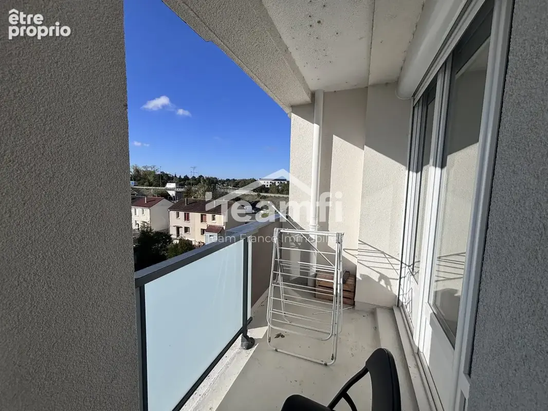Appartement 4 pièces 72 m² à vendre à Saint-Jean-De-La-Ruelle (45140) - photo 6