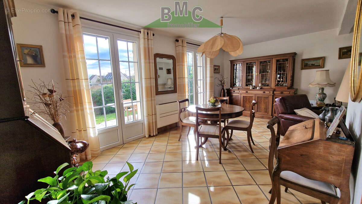 Maison à MONTIGNY-LES-CORMEILLES