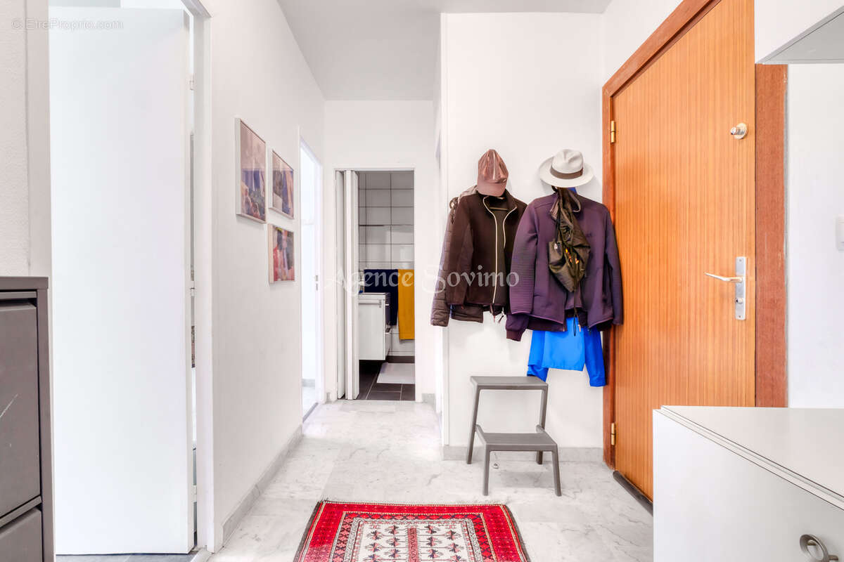 Appartement à MANDELIEU-LA-NAPOULE