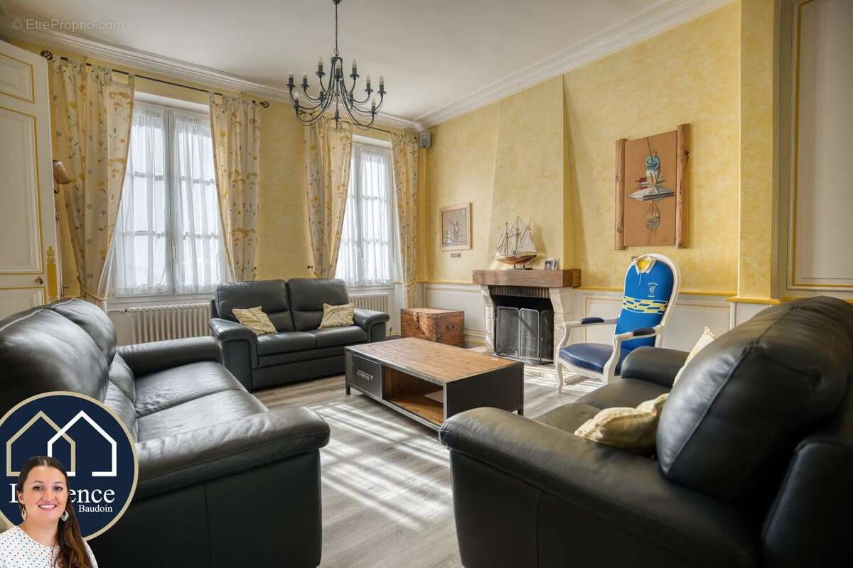 Maison 303 m² à Nogent-Le-Roi  - photo 8