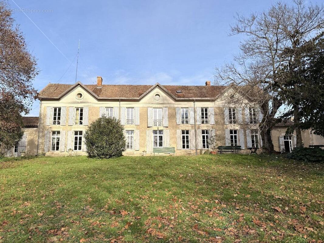 Maison à ORGEDEUIL