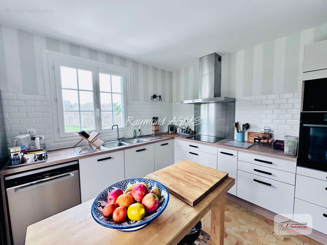 Maison à GENSAC