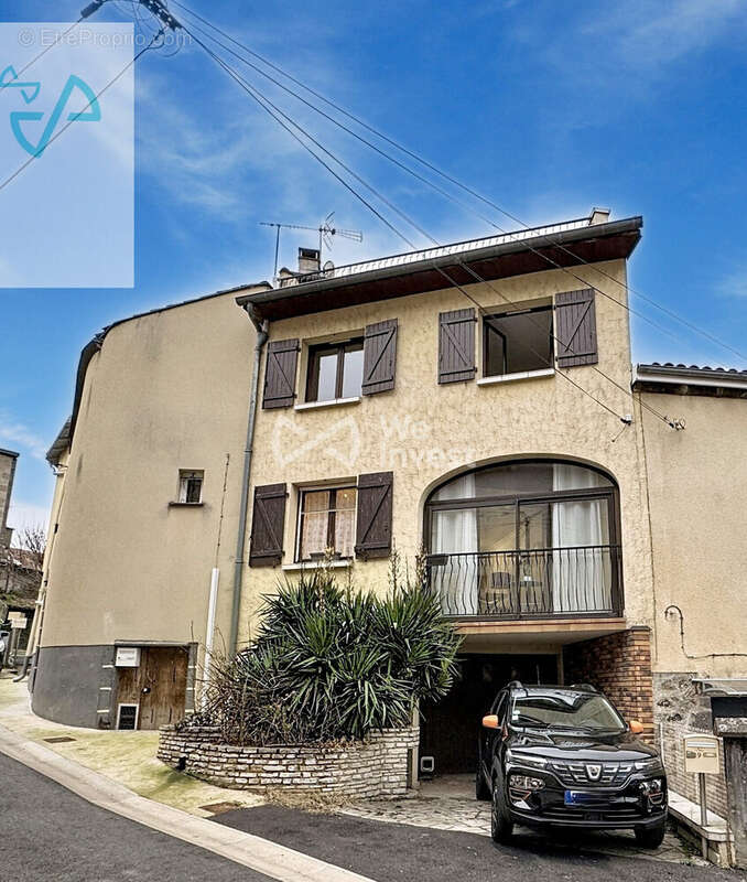 Maison à SAYAT
