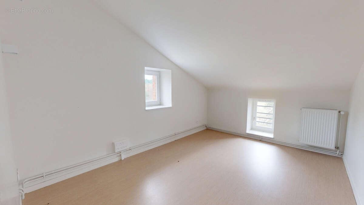 Maison à LA SEAUVE-SUR-SEMENE