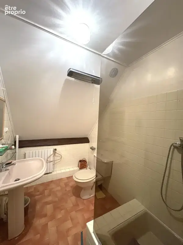 Maison de 223m2 avec 5 chambres - photo 13