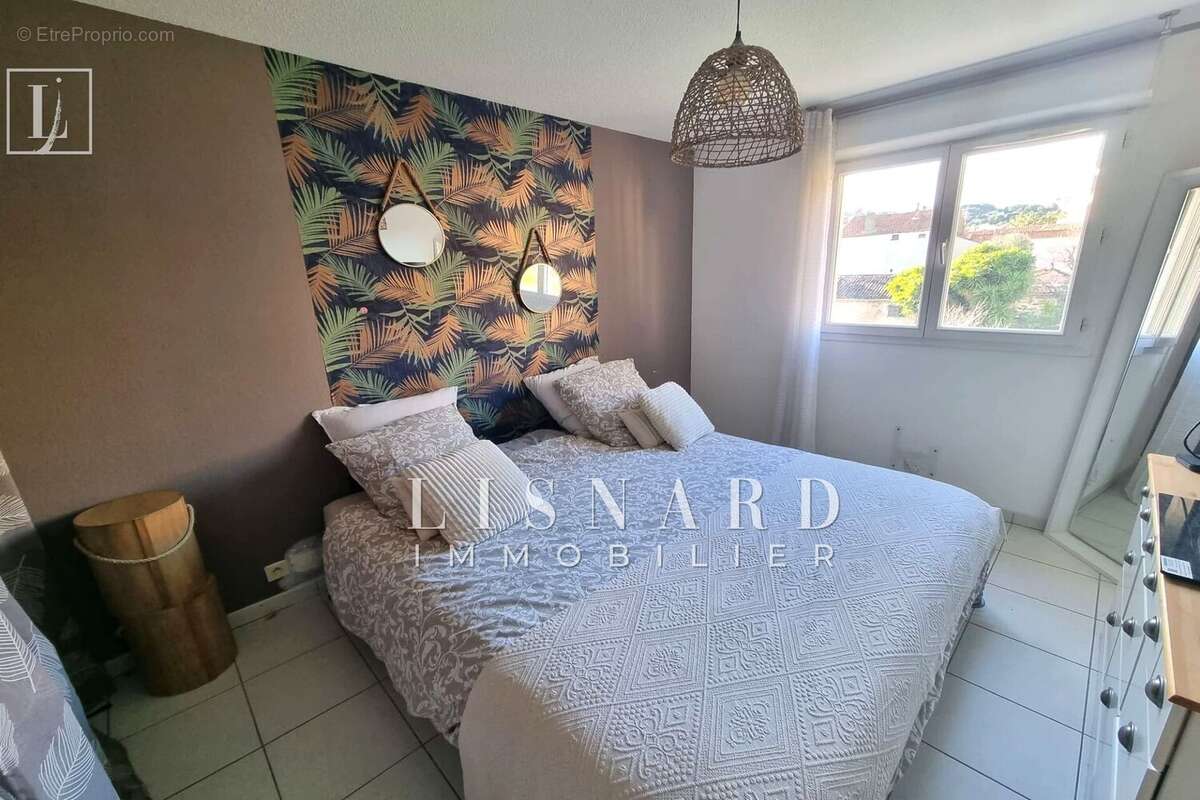 Appartement à VALLAURIS